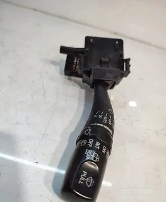 KIA Carens II Wiper control stalk 202004726