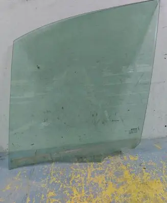 Renault Scenic II - Grand scenic II Front door window glass four-door E643R00049