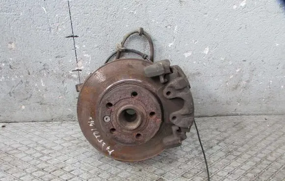 Volkswagen Transporter - Caravelle T4 Front wheel hub spindle knuckle