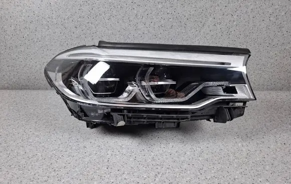 BMW 5 G30 G31 Headlight/headlamp 7439210 EPU716Z 30000018452388