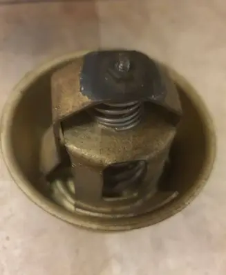 Moskvich 407 Thermostat Tc10901