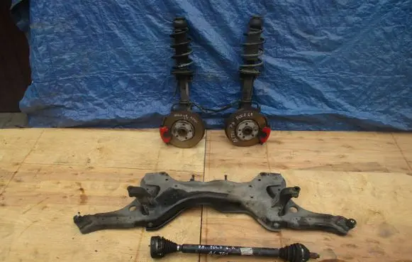 Volkswagen Polo V 6R Front subframe ZAWIESZENIEPRZOD6R