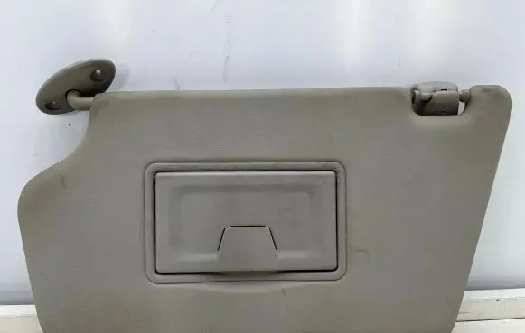 Mazda 2 Sun visor