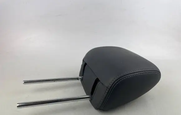 Subaru Outback (BS) Front seat headrest 