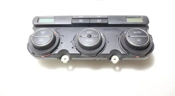Volkswagen Tiguan Interior fan control switch 
