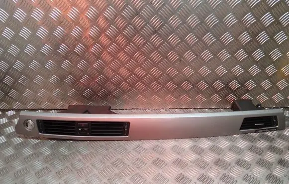 BMW 3 E90 E91 Dashboard center trim panel 7132845