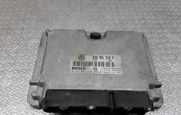 Volkswagen PASSAT B5 Engine control unit/module 038906018P 0281001720