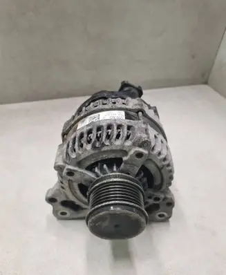 Volkswagen Tiguan Generator/alternator 03L903024 MS104211
