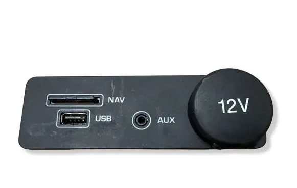 Jaguar XE USB socket connector FK7219C166BC