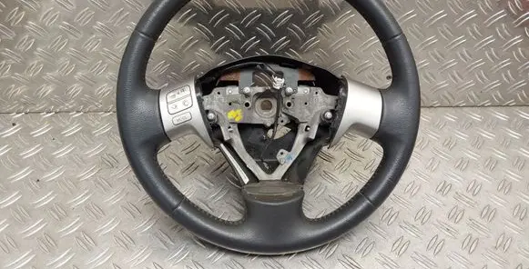Toyota Auris 150 Steering wheel