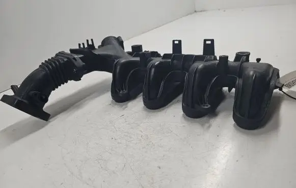 Mazda 3 I Intake manifold 9653808680