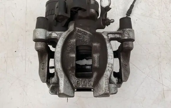 BMW 2 F44 Rear brake caliper 688553803