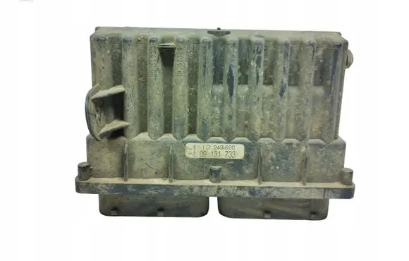 Opel Astra K Fan control module 09131733
