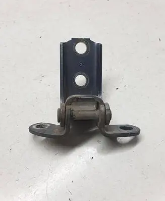 Toyota Verso Rear door lower hinge