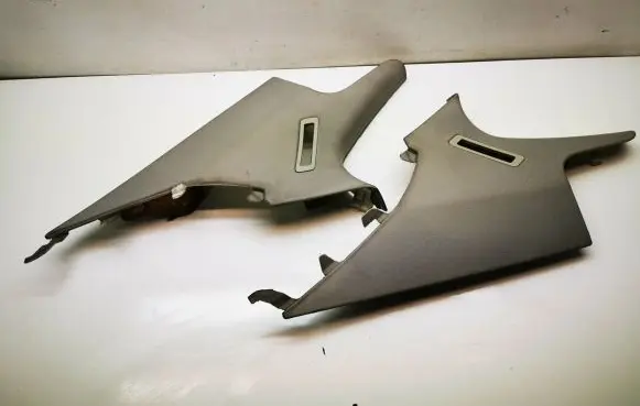 Mercedes-Benz C W204 (C) pillar trim A2046900625 A2046900725