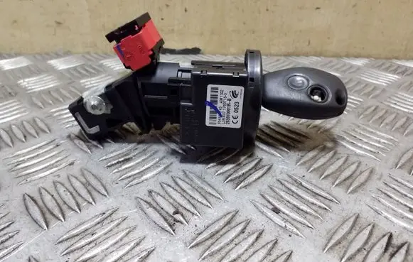 Renault Trafic III (X82) Ignition lock 285910001R F5450A743