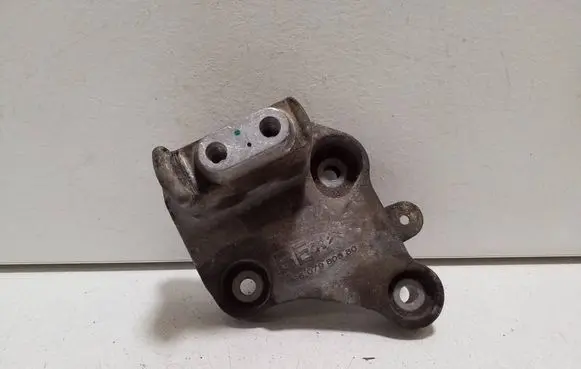 Peugeot Expert Engine mounting bracket 9807980580