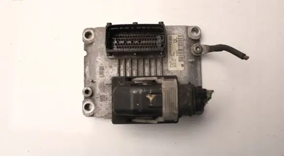 Opel Zafira B Engine control unit/module ECU 55351134
