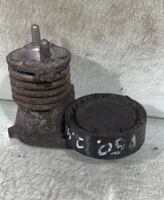 Volvo V50 Generator/alternator belt tensioner 31251654