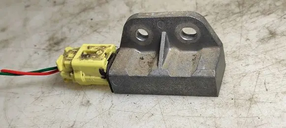 Nissan Murano Z50 Airbag deployment crash/impact sensor FACN0057210687