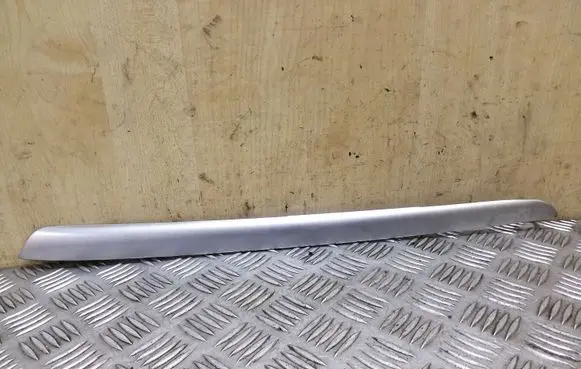 Mercedes-Benz ML W164 Rear door card trim A1647300822