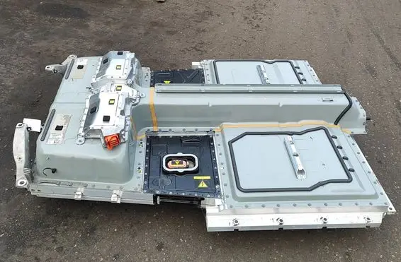 Volvo XC40 Hybrid / electric car battery 32299260 32402285
