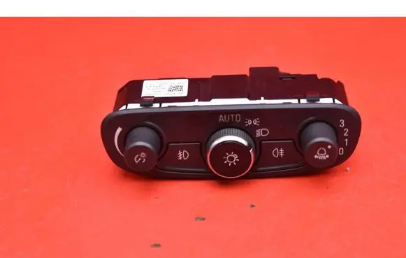 Opel Insignia A Light switch 39121795