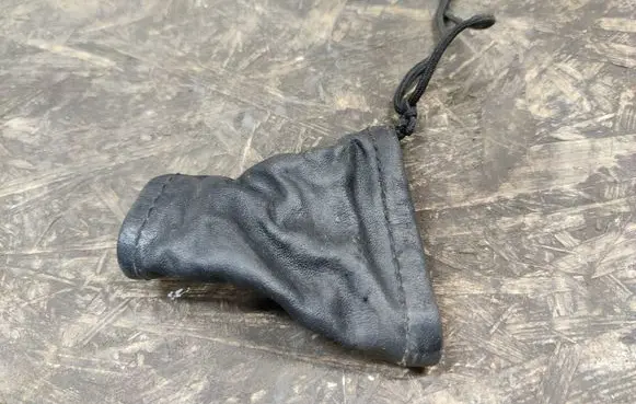 Porsche 928 Handbrake lever cover (leather/fabric) 