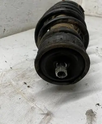 Mercedes-Benz Vito Viano W638 Front shock absorber with coil spring