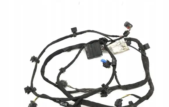 Mercedes-Benz EQS V297 EUR ISO radio connector 