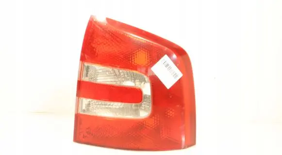 Skoda Octavia Mk2 (1Z) Rear/tail lights 1Z9945096