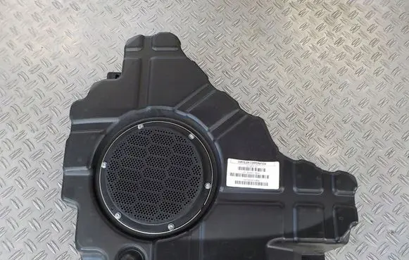 Jeep Grand Cherokee Subwoofer speaker 05064610AC