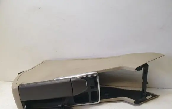 Mercedes-Benz GL X166 Armrest A1666800819