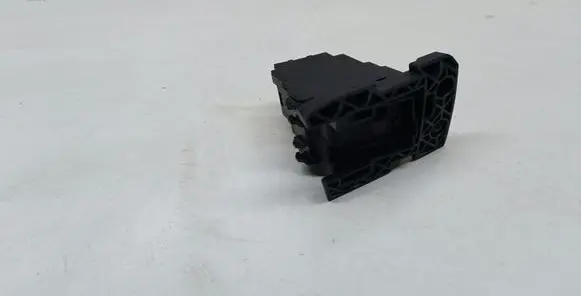 BMW 3 E90 E91 Ignition key card reader 6954719