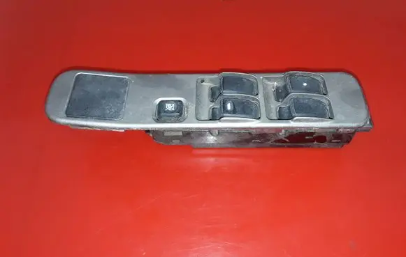 Mitsubishi Pajero Sport I Electric window control switch MN166483X2 C8DD152MSGD