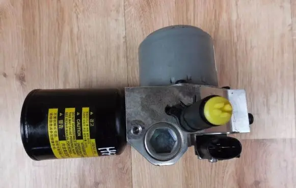 Hyundai Ioniq ABS Pump 58600G2300 BH63074A00