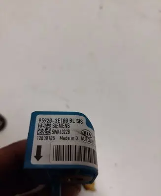 KIA Sorento Airbag deployment crash/impact sensor 959203e100