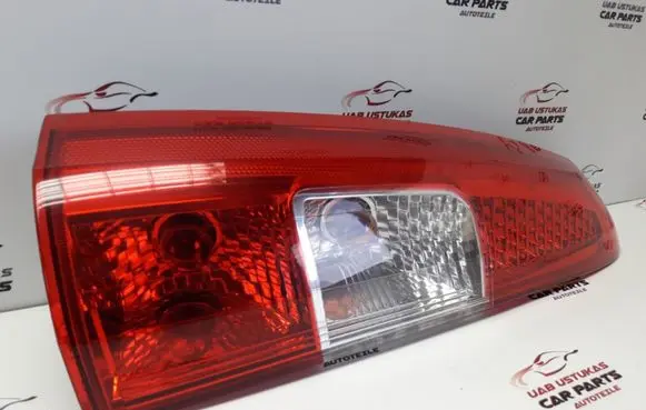Volvo V70 Rear/tail lights 160985