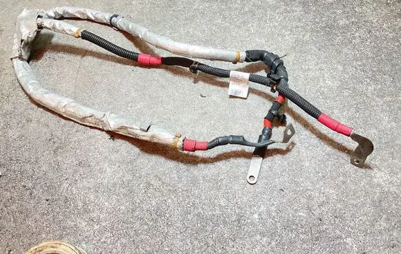 BMW 1 F20 F21 Positive cable (battery) 9470509 65318776 9A947050901