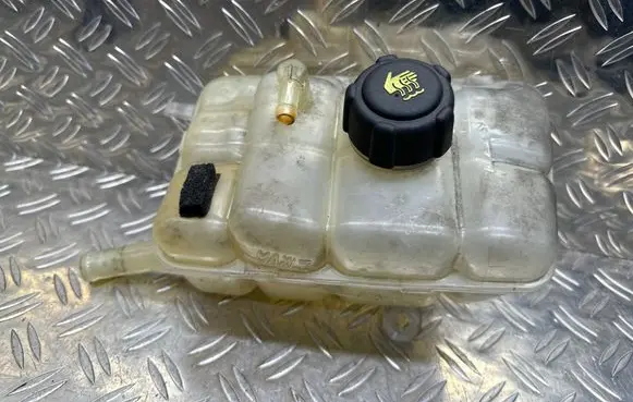 Renault Talisman Coolant expansion tank/reservoir 217104048R