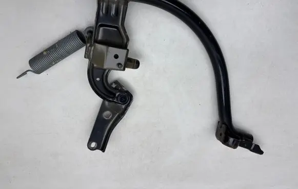 Volkswagen PASSAT B8 Tailgate/trunk/boot hinge 3G5827301