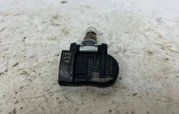 Tesla Model X Tire pressure sensor 103460200B