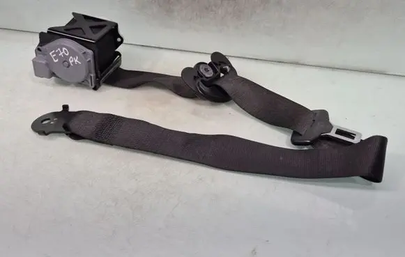 BMW X5 E70 Front seatbelt S2716104109H