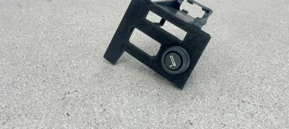 BMW M6 AUX in-socket connector 9197318 51169197318