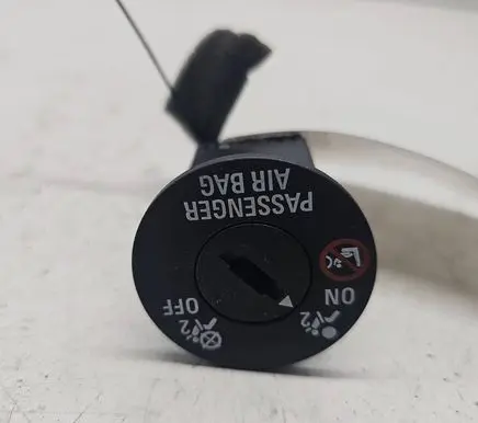 Opel Antara Passenger airbag on/off switch 13577258