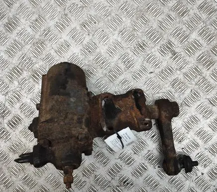Mitsubishi Pajero Steering rack MR267974
