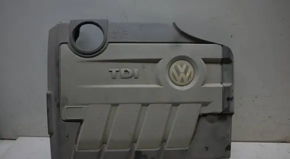 Volkswagen PASSAT CC Engine cover (trim) 03L103925AM