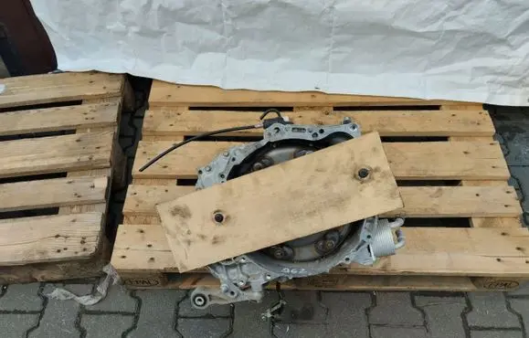 Volvo V40 Automatic gearbox 31397853