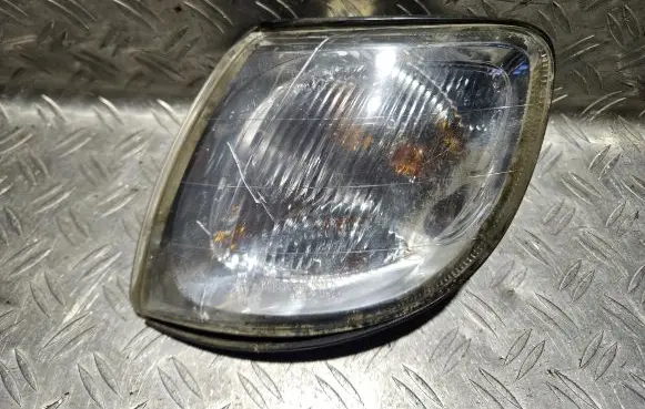 Hyundai Trajet Front indicator light 923013A0