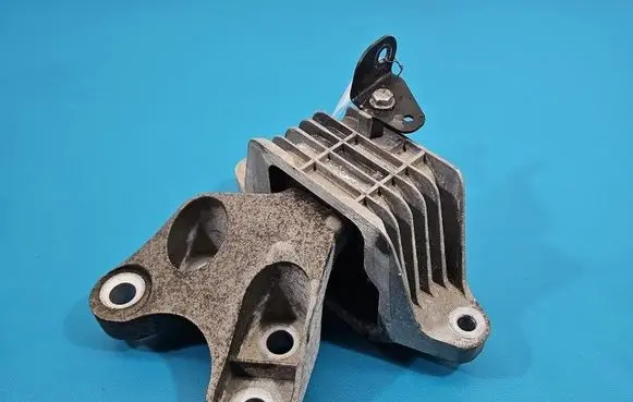 Opel Insignia B Gearbox mounting bracket 84065726 IMPRK1547478